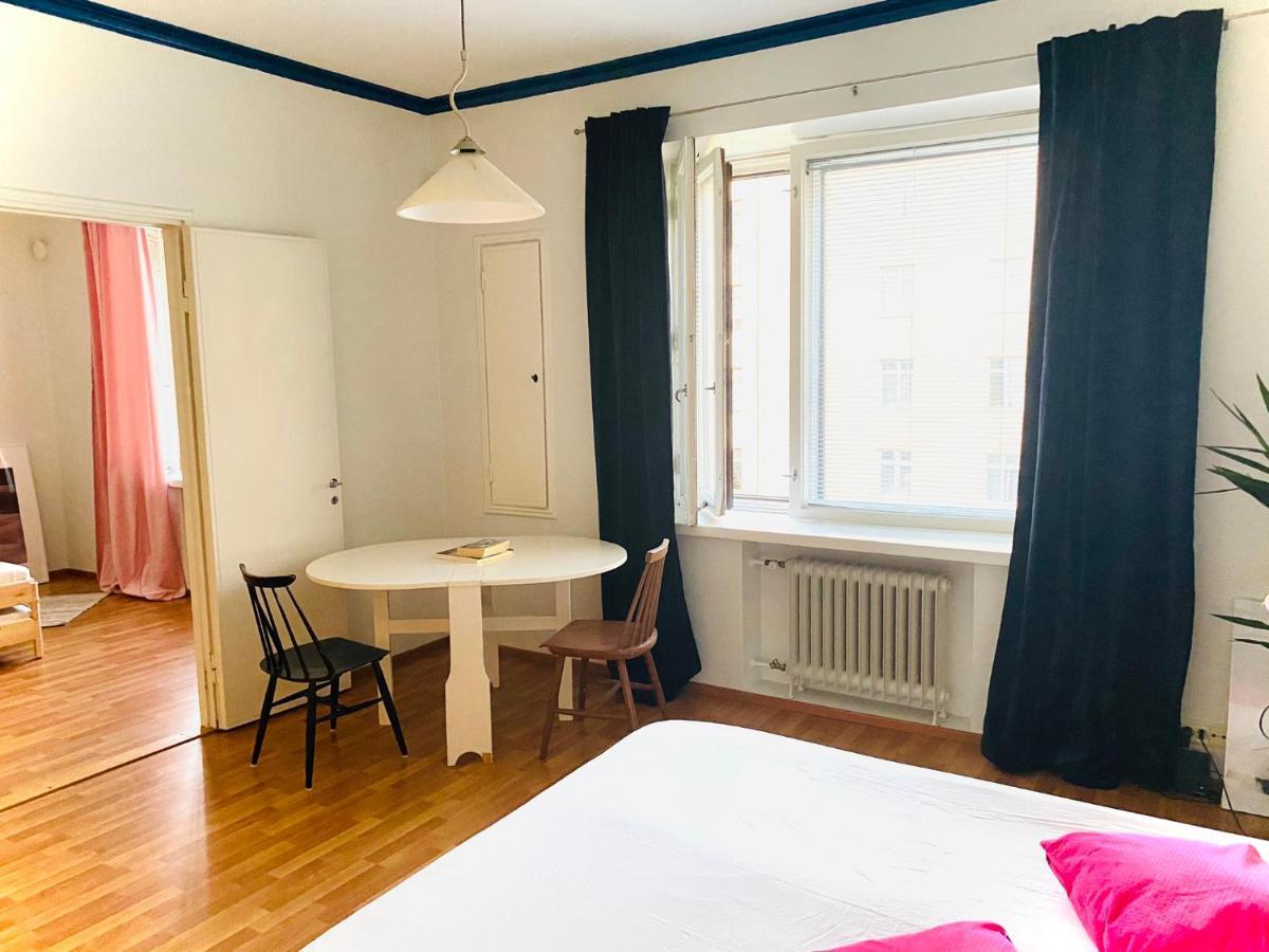 Respectful And Peaceful With Two Bedrooms Helsinki Luaran gambar